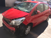 Toyota (IN) TOYOTA YARIS ACTIVE 90CV - Accidentado 1/13