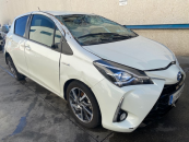 Toyota (SN) YARIS 100H 1.5 ACTIVE AUTOMATICO 100CV - Accidentado 1/21